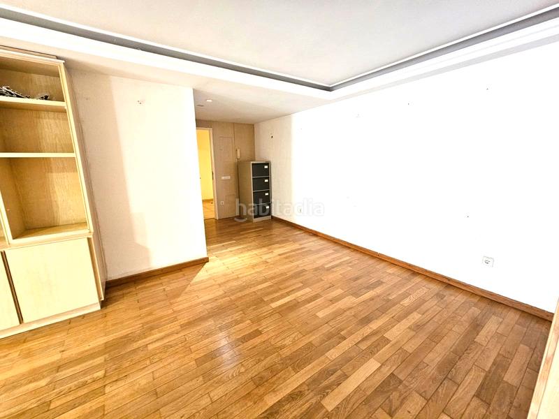 Foto 0443f0ae-4d1f-4e73-9303-d4e1e1aecca1. Büro mit parking in La Missió Palma de Mallorca