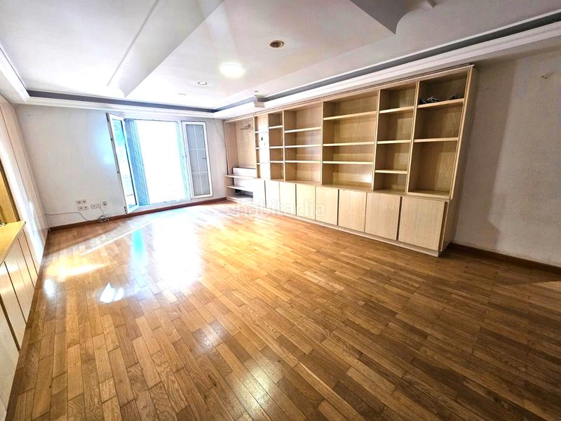 Foto 6c82c9d0-1370-444f-9fa9-1d023d654788. Büro mit parking in La Missió Palma de Mallorca