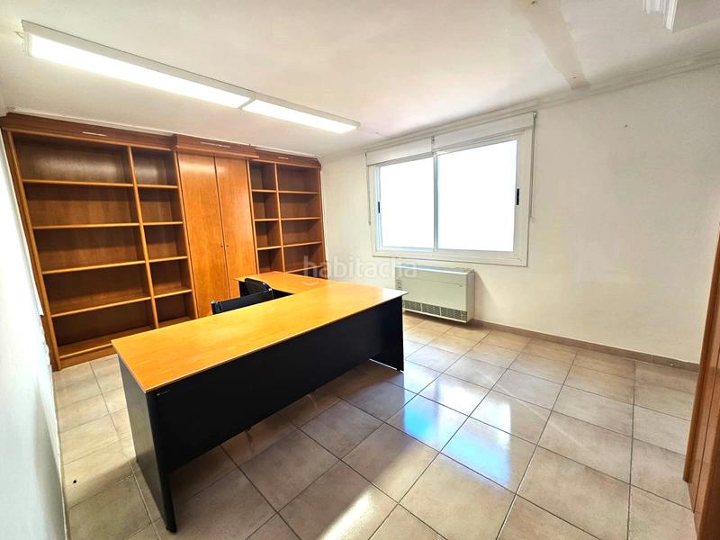 Foto 7c794b30-1f64-45ab-bbe5-3b3cfced5afa. Büro mit parking in La Missió Palma de Mallorca