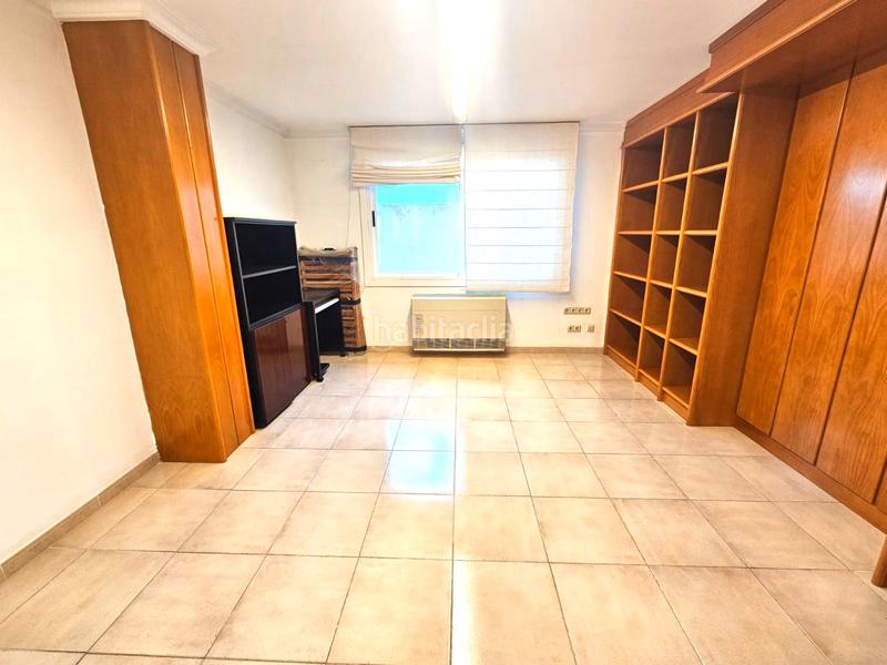 Foto d121ab66-e605-41a6-809d-34e82194ab24. Büro mit parking in La Missió Palma de Mallorca