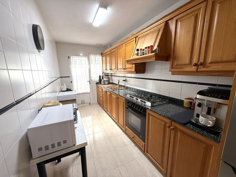 Foto f12365a1-f197-481c-b49b-c7b0cd098cb8. Planta baixa amb aparcament a Muro