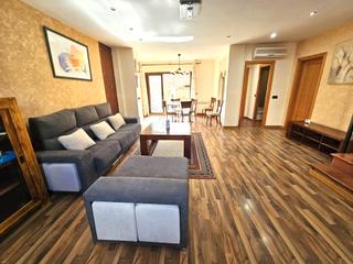 Miete Chalet in Son Amonda - Reis Catòlics. Chalet 4 dormitorios y 2 baños. parking.