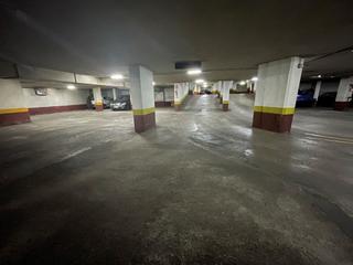 Car parking in El Mercat