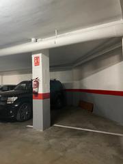 Aparcament cotxe  Carrer de l'alcalde joan bertran. Párquing doble en venta en reus