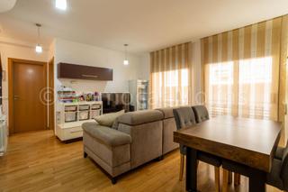 Duplex à Molins de Rei. Exclusivo dúplex seminuevo en el corazón de molins de rei  ubica