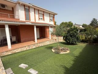 Haus in Corbera de Llobregat. Exclusiva casa en santa maria de la vall, la mejor urbanización