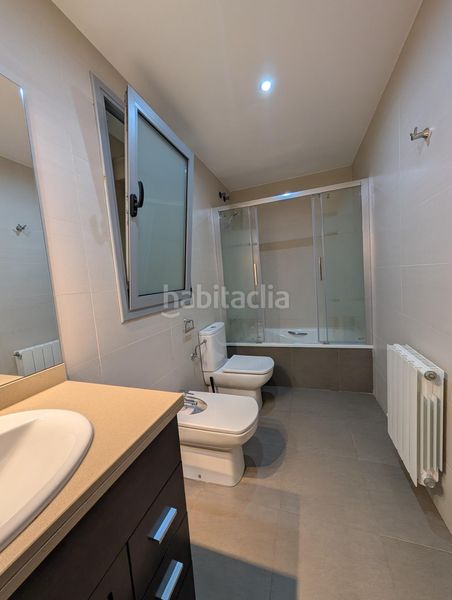 Foto 71e5bb37-61b9-4423-bc42-a4c602508301. Piso magnífico piso en avinguda barcelona espacio, luz y calidad de vida frente al parc de la mariona en Molins de Rei