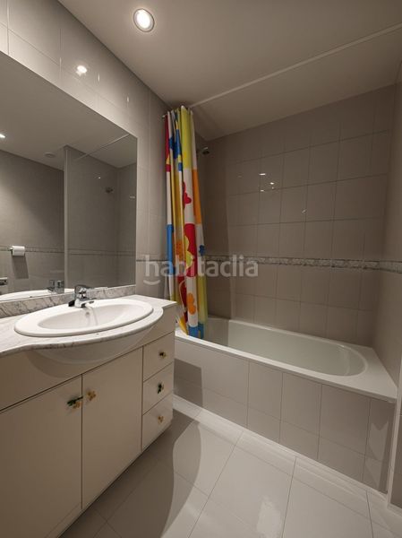 Foto 2bb9f893-4a2b-49f7-8d3c-774e4171ea5e. Pis amb aparcament piscina a Molins de Rei