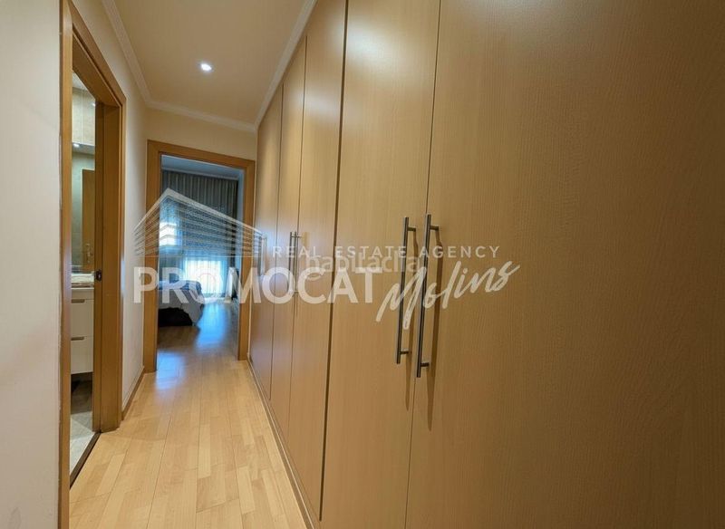 Foto 69899305-a301-49bf-b4b1-24f36405a2fb. Pis amb aparcament piscina a Molins de Rei