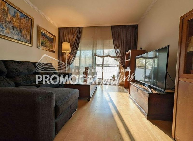 Foto c8d47ef5-f98f-4dec-a1c7-bb79fe4f037e. Pis amb aparcament piscina a Molins de Rei