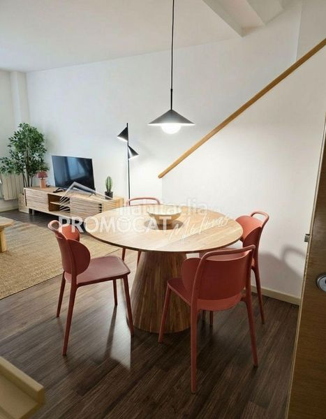 Foto 1e917409-620a-479e-81d6-f01d9f93b7c9. Àtic amb aparcament a Molins de Rei