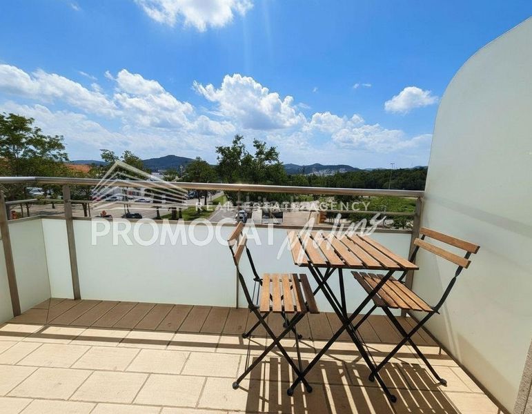 Foto c6a8fb72-4cb2-4e19-971d-eed01946feec. Pis amb aparcament a Molins de Rei