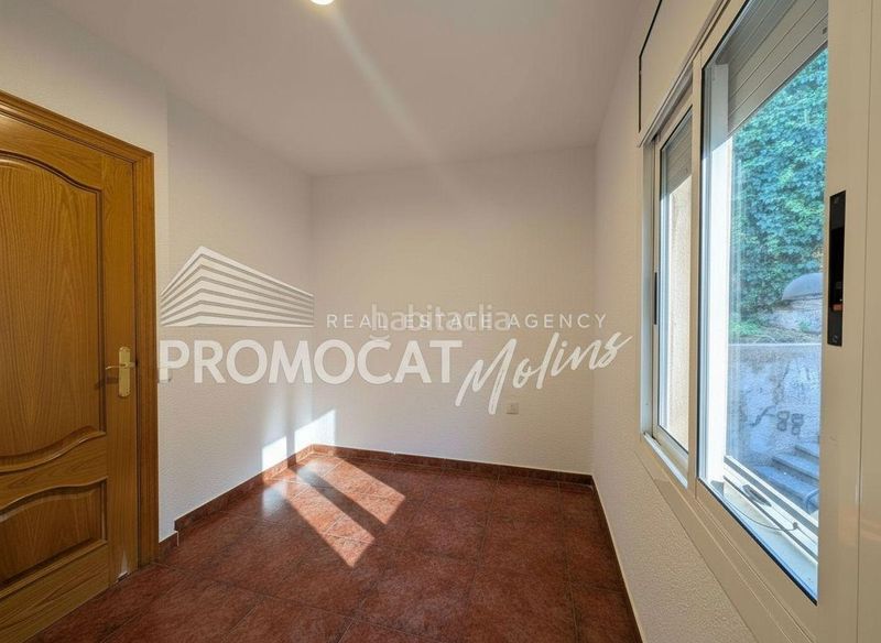Foto 49b7d304-e5ce-4c7b-ab35-336c761a0827. Pis a Molins de Rei