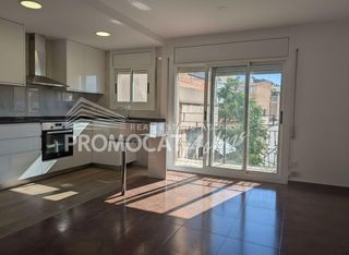 Pis a Molins de Rei. Piso de 3 habitaciones con terraza y jardín