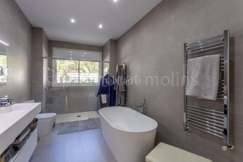 Foto 0a7c0215-615a-404f-a8d0-17d55e5c2ac9. Xalet amb calefacció aparcament piscina a Teià