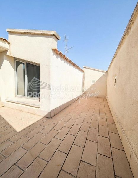 Foto f9cc7c3c-d626-46bd-8b8f-09903be536d1. Àtic amb calefacció aparcament a Molins de Rei