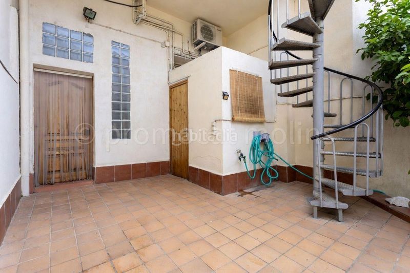 Foto 637ba927-f52a-44c4-ae57-309e6a2e629c. Casa amb calefacció aparcament a Molins de Rei