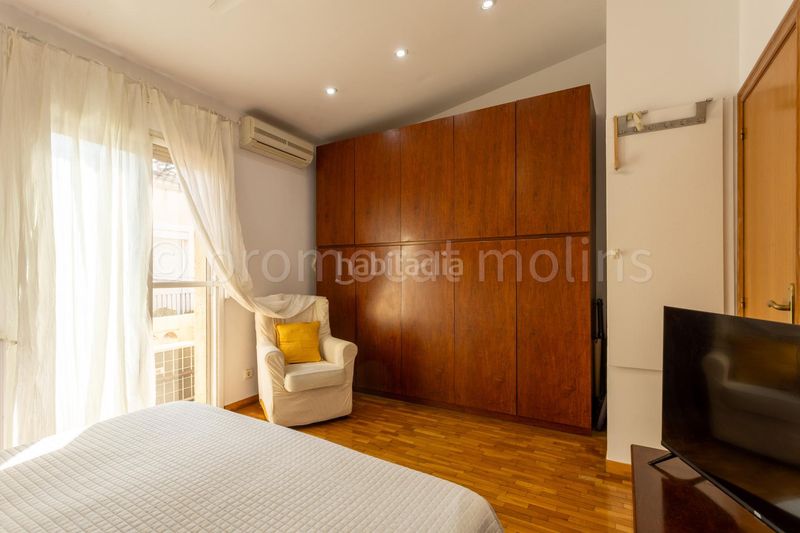 Foto e3224f93-fc38-47b7-ba30-e417c7b53e25. Casa amb calefacció aparcament a Molins de Rei