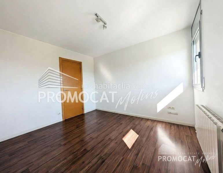 Foto ae2a5415-e621-431e-a72a-9a0fe934b96b. Dúplex a Molins de Rei