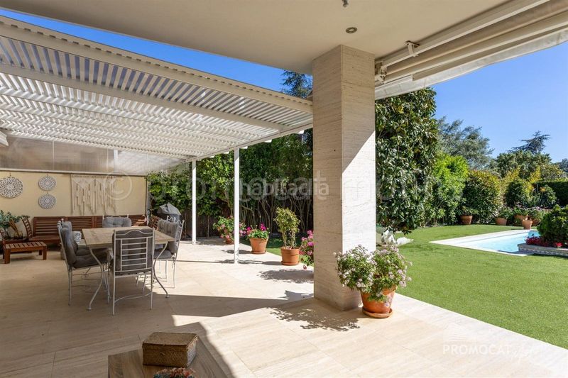 Foto 4e394ae9-35f8-45de-8c11-42904d6599bd. Xalet amb piscina a Teià