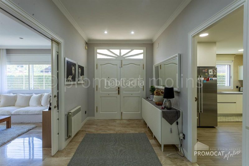 Foto befb8f73-72f1-4e56-94d5-e654aa34180b. Xalet amb piscina a Teià