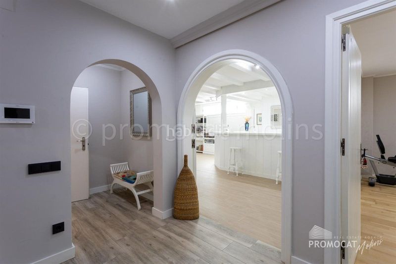 Foto fd9ba033-85ce-4c4b-a140-77c37828551e. Xalet amb piscina a Teià