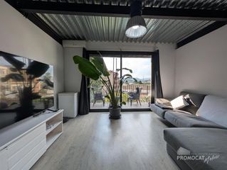 Pis  Del terraplè. Espectacular piso con estilo industrial y bohemio en el corazón