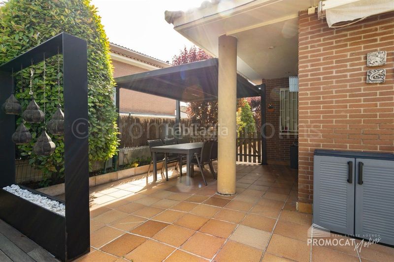Foto e1d41ca9-b73a-4b0c-b570-2ac78251345e. Casa amb piscina a Papiol (El)