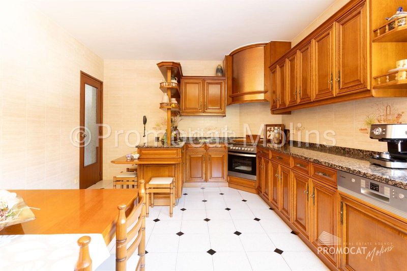 Foto 031298fc-0cb6-4cc2-a496-28e4601c15f9. Casa amb calefacció aparcament piscina a Palma de Cervelló (La)