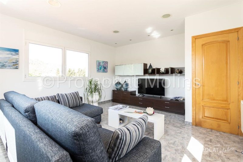 Foto 16570a60-c8eb-4151-ae98-6aa395f3f380. Casa amb calefacció aparcament piscina a Palma de Cervelló (La)