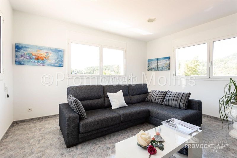 Foto 5a8d0f24-e9a3-4ee5-a3ee-5ae0bf9d30b5. Casa amb calefacció aparcament piscina a Palma de Cervelló (La)