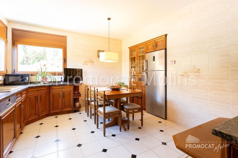 Foto 870b21f8-3aec-4282-8d70-41a3c8439c0d. Casa amb calefacció aparcament piscina a Palma de Cervelló (La)
