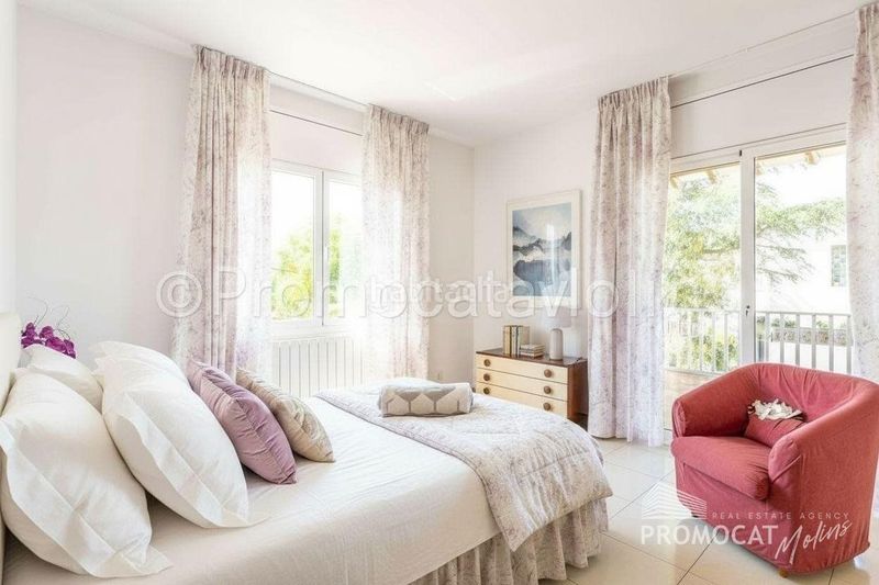 Foto a0e51bdb-8281-413c-a0de-13467504fda8. Casa amb calefacció aparcament piscina a Palma de Cervelló (La)