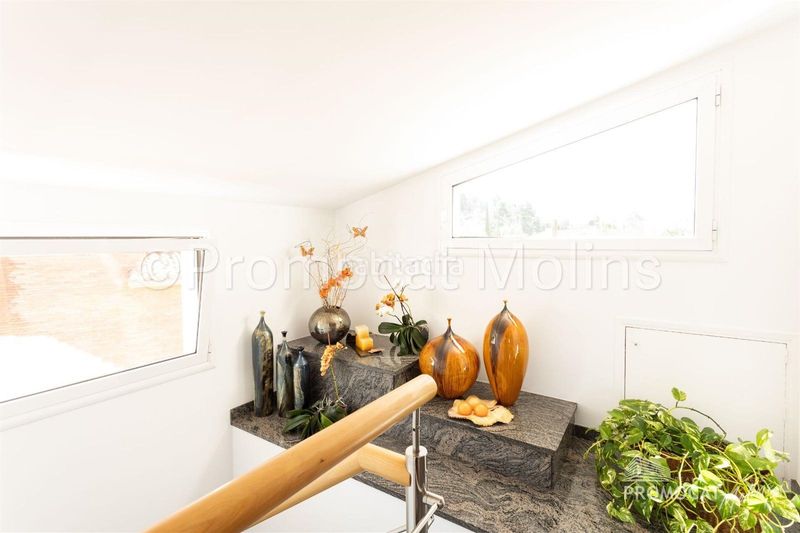 Foto b0bac997-007f-4787-a3dd-c0efb2574ab4. Casa amb calefacció aparcament piscina a Palma de Cervelló (La)