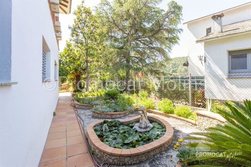 Foto c6e21b5e-37e4-41ac-a42e-cf471ae79fc8. Casa amb calefacció aparcament piscina a Palma de Cervelló (La)