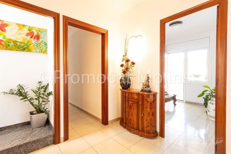 Foto d3cf7b71-99eb-4e54-bba8-6277ebf60df8. Casa amb calefacció aparcament piscina a Palma de Cervelló (La)
