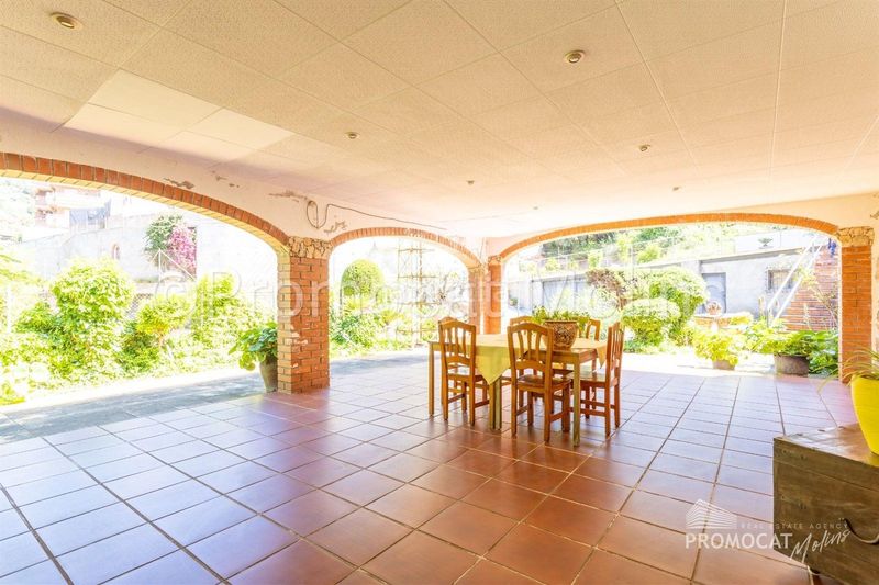 Foto e78dfe0f-e239-4cb0-a8b6-bc6db850b6ff. Casa amb calefacció aparcament piscina a Palma de Cervelló (La)