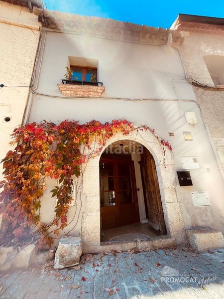 Foto 3268b95b-9f63-45ab-bc4b-0a97972246c5. Casa a Collbató
