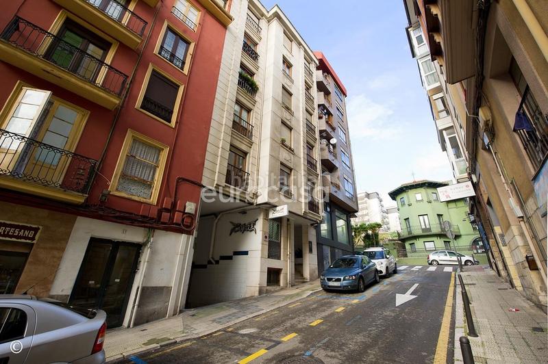 Foto 71f9b9cf-dcca-41f5-9630-2b20902ce993. Local comercial a Centro - Ayuntamiento Santander