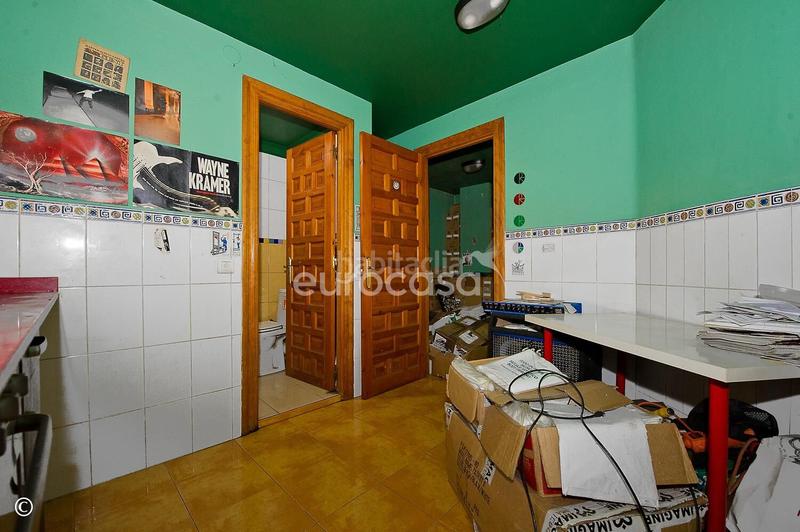 Foto d00c8188-3382-4310-af42-5d64e6837b78. Local comercial a Centro - Ayuntamiento Santander