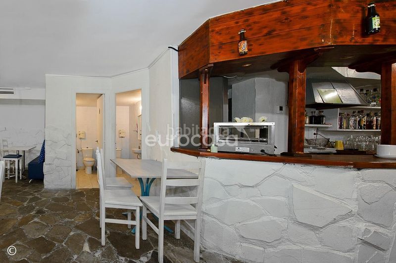 Foto 264ef363-4350-4652-9d9c-f39d520b1b87. Local comercial a Numancia - San Fernando Santander