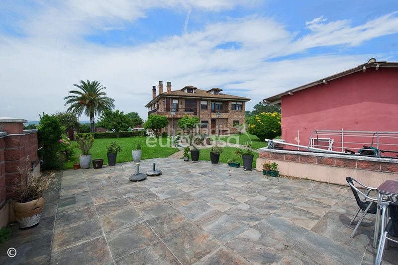 Foto 00c0fbf5-f229-4201-9b85-9d6ae2071c8f. Casa con parcheggio in El Callejo - La Pesquera - La Arenosa Laredo