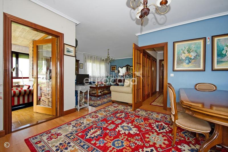 Foto 3ce959e4-6052-4c07-820d-5b613e500681. Casa amb aparcament a El Callejo - La Pesquera - La Arenosa Laredo