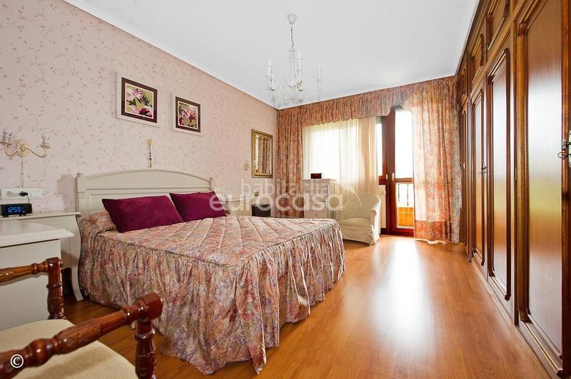 Foto f17bf1f7-985f-4f7b-bf44-3d60f7a15fbb. Casa amb aparcament a El Callejo - La Pesquera - La Arenosa Laredo