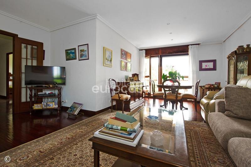 Foto 61bd7c80-32ec-430f-8ae0-e25b3e6b21d1. Casa bifamiliare con riscaldamento parcheggio in Peñacastillo - Nueva Montaña Santander