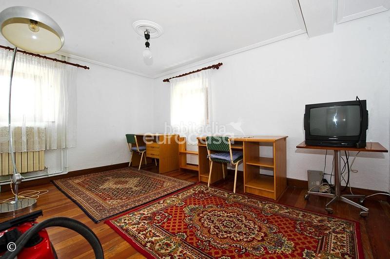 Foto b6a1874e-1870-443b-bd5c-4b4720a1631b. Casa con riscaldamento in Alisal - San Román Santander