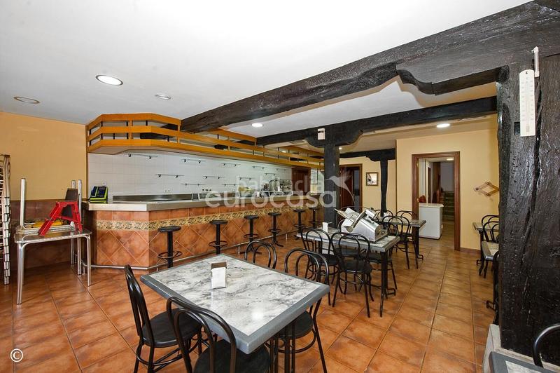 Foto c84df6a3-3616-4c97-93a2-c91a63de3ed4. Casa con riscaldamento in Alisal - San Román Santander