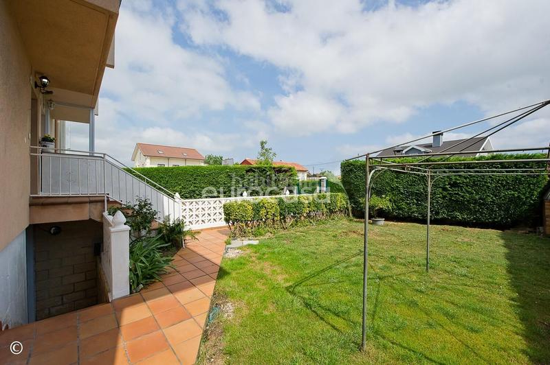 Foto 5f0a67a6-282b-4305-9ae4-f086b157048c. Casa a schiera con riscaldamento parcheggio in Muriedas Camargo