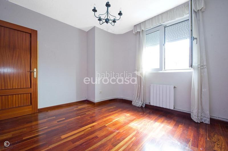 Foto 82d27246-ab5e-4683-9d68-a3362e1f5ff7. Casa a schiera con riscaldamento parcheggio in Muriedas Camargo