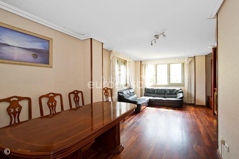 Foto b37f922c-edce-49b8-a7f3-cbe10671a90c. Casa a schiera con riscaldamento parcheggio in Muriedas Camargo